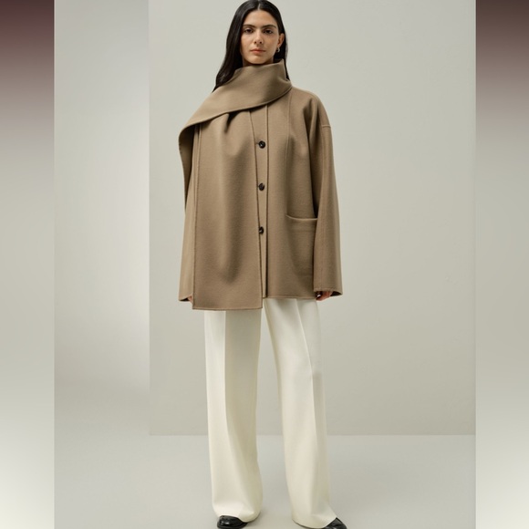 Lilysilk Double-Faced Silk Wool Blend Coat - Picture 3 of 9